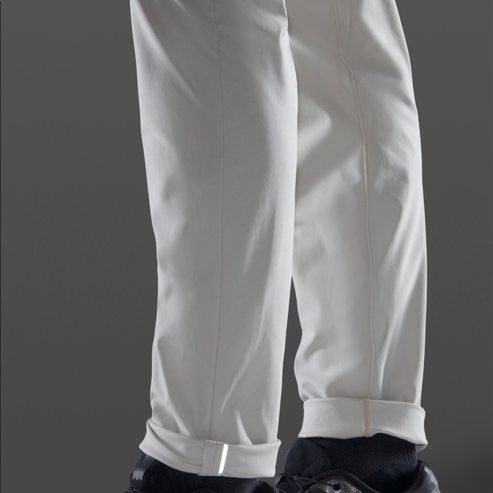 Lululemon Commission Pant Slim 32x34 Light stone - Picture 11 of 15